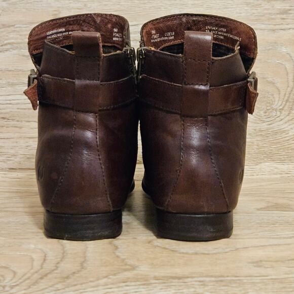 Born Boots Brown Leather Comfort Buckle Strap Side Zip Ankle Booties Womens 9M - Picture 5 of 10